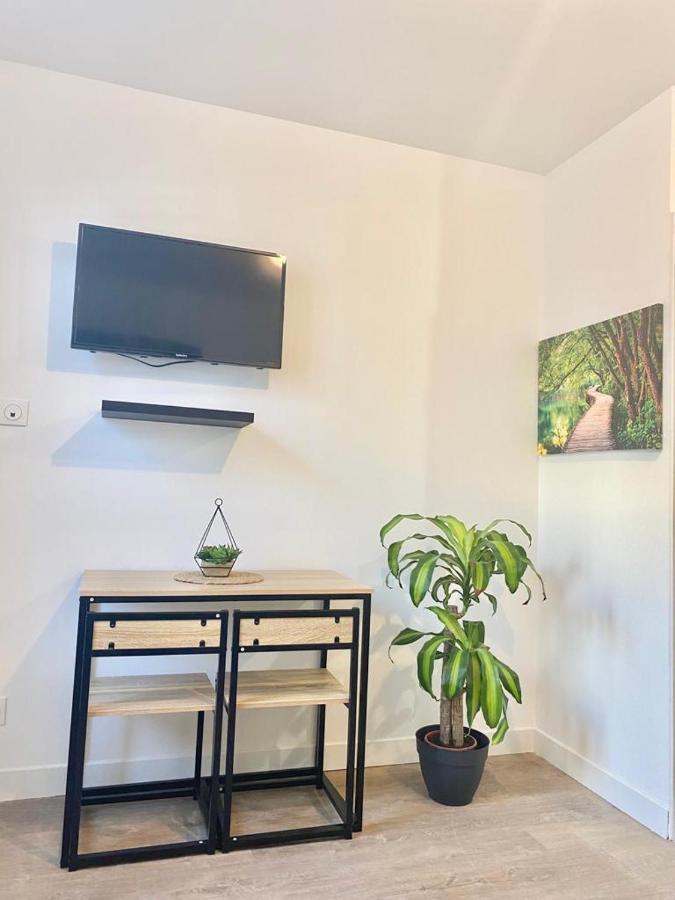 Studios Charmants Cosy A 5 Minutes Du Centre-Ville 博格斯 外观 照片