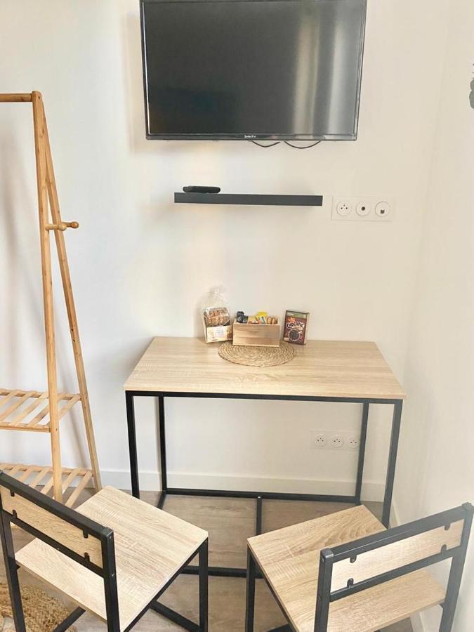 Studios Charmants Cosy A 5 Minutes Du Centre-Ville 博格斯 外观 照片
